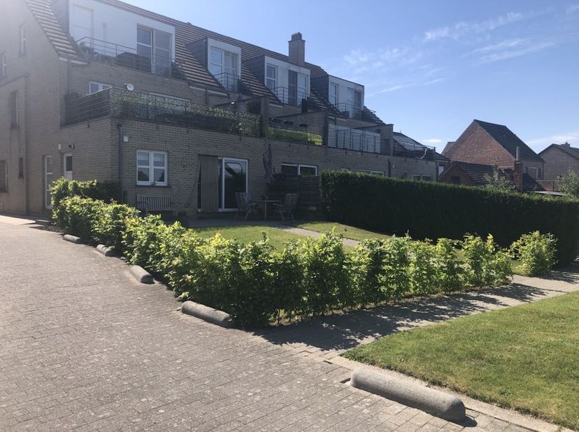 Rustig gelegen appartement in het dorpje van Kuringen &lt;br /&gt;
Kort bij Albert Hein , Mc Donalds en tal van winkels, de school is in de buurt