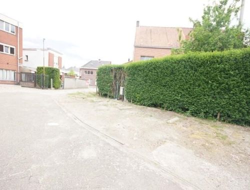                                         Place de stationnement à louer à Geel, € 35
