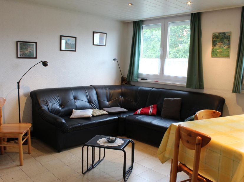 Koninginnelaan 149 bus 0202, B-8670 (Koksijde).Au 2ème étage de la résidence sans ascenseur, 86,8 m2, hall d&#039;entrée spacieux, living, cuisine équipée