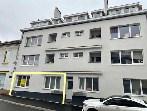                                         Appartement à vendre à Mont-sur-Marchienne, € 165.000
