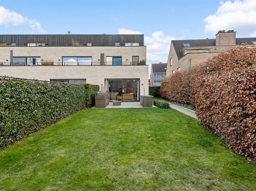 Recent en energiezuinig gelijkvloersappartement&lt;br /&gt;
Ligging: invalswegen naar Kapellen en Brasschaat, vlakbij de bakker en slager, openbaar vervoer