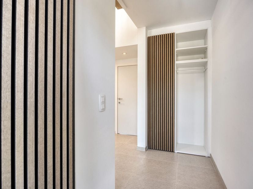 Welkom in de Visserijstraat 114a te Diepenbeek!&lt;br /&gt;
&lt;br /&gt;
Deze gerenoveerde gezinswoning (HOB) bevindt zich in een rustige, kindvriendelijke woonwi
