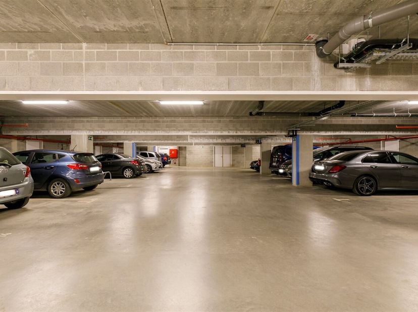 Ondergrondse staanplaatsen te koop te Heist-op-den-Berg. Gelegen op een gunstige locatie nabij centrum Heist en dit op de nieuwbouwsite Domein De Bos.