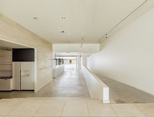                                         Complexe de bureaux à louer à Hoogstraten, € 4.800
