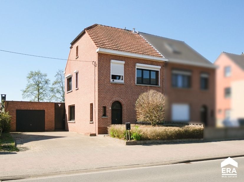 [[ CE BIEN PARTICIPE À LA JOURNÉE MAISONS OUVERTES ERA LE 14/6 DE 11:00 À 12:00 ]]&lt;br /&gt;
Ce bien participe à la Journée Maisons Ouvertes ERA. Visitabl
