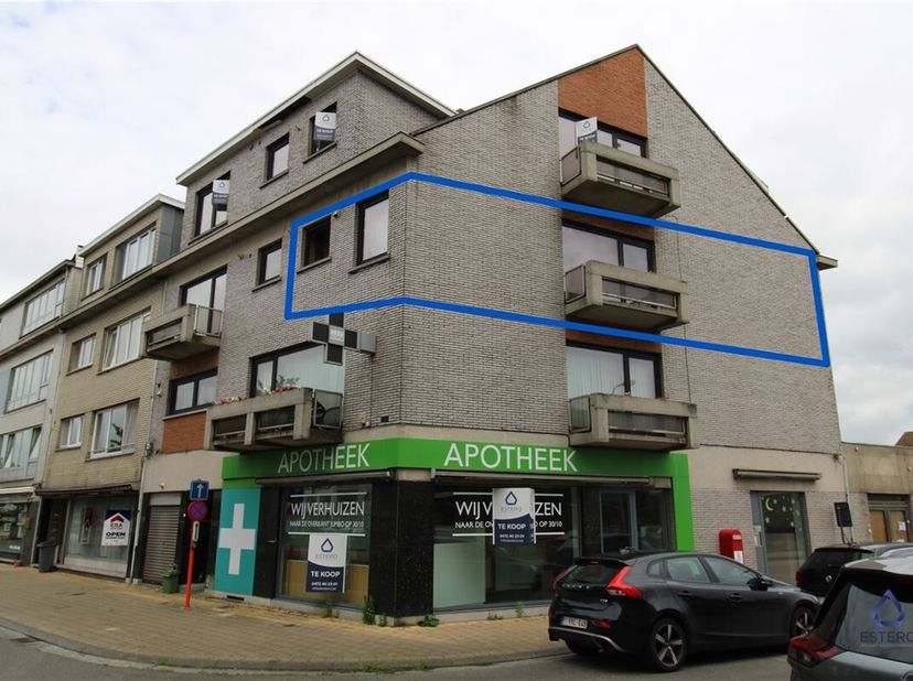 Welkom in dit charmante appartement in het hart van Zelzate, ideaal voor wie op zoek is naar een knusse woonruimte met alle nodige voorzieningen binne