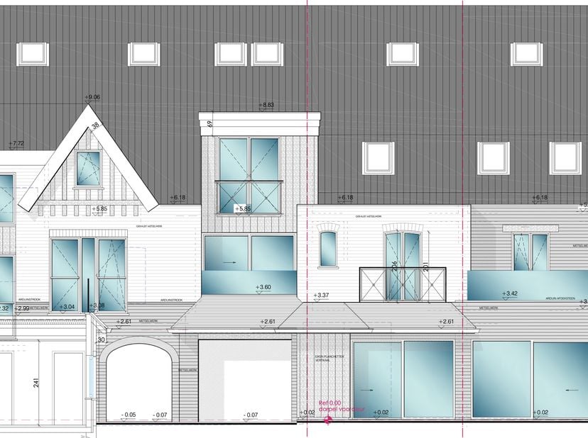 3 af te breken woningen, VERGUNNING reeds aanwezig voor de bouw van 2 WONINGEN, een HANDELSPAND, 5 GARAGES en 2 APPARTEMENTEN! Ideale investering.