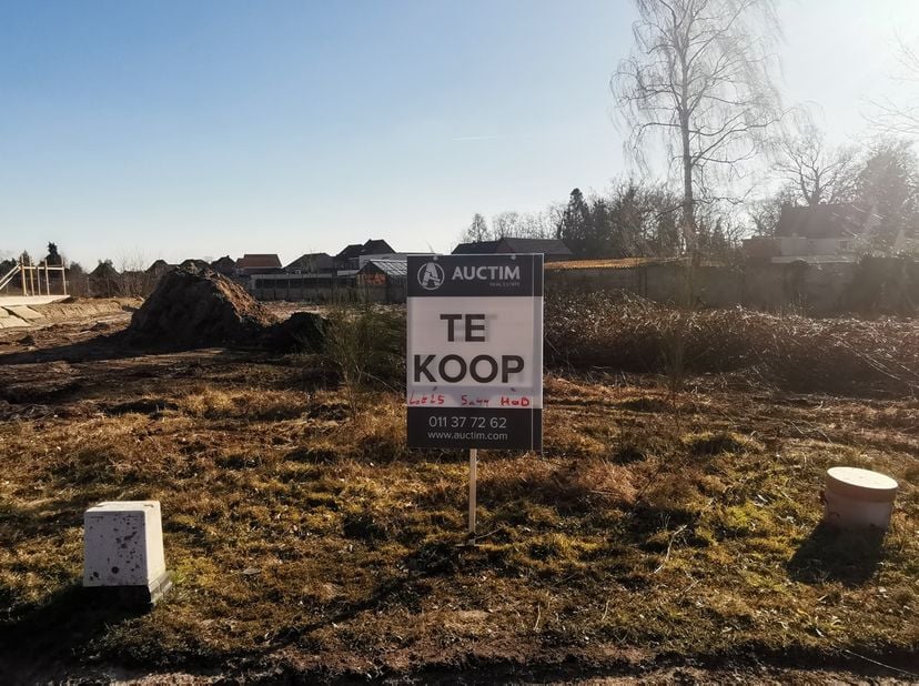 Ontdek de veelzijdige verkaveling &quot;Kerkhoven Dijk&quot;, ideaal en centraal gelegen. De locatie biedt een perfecte verbinding tussen het bruisende hart van