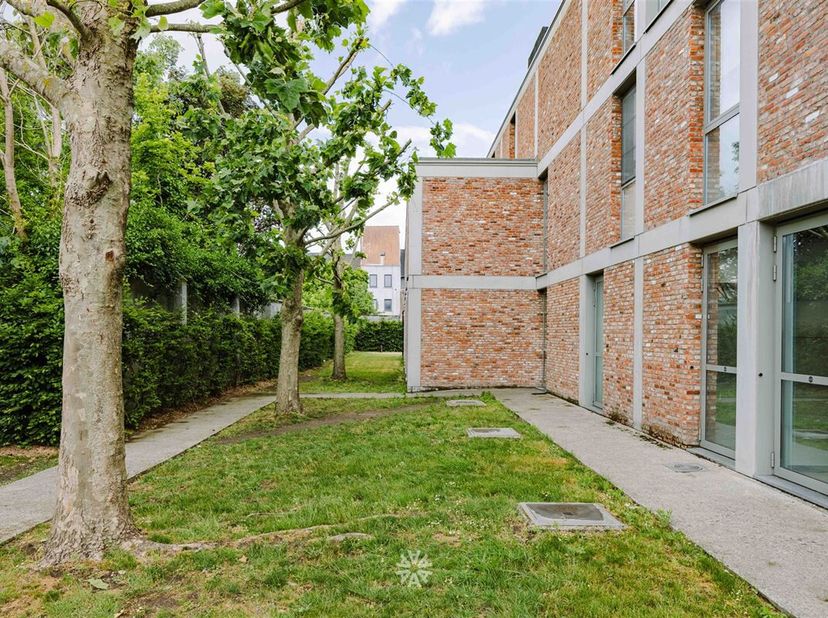 GENT CENTRUM - Trendy studentenkamer op uitstekende locatie&lt;br /&gt;
Deze interessante investeringsopportuniteit is gelegen op de tweede verdieping van R