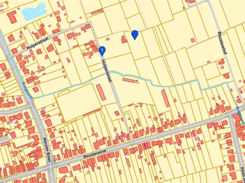 Een perceel bouwland (AG), gelegen ter plekke genaamd &quot;De Beuster&quot;, met een oppervlakte van 32A 39CA.&lt;br /&gt;
Dichtsbijzijnde adres: Huiperstraat 15, 24