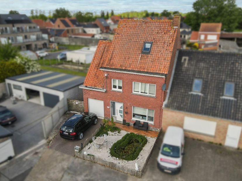 Maison à vendre
                    à 8480 Eernegem