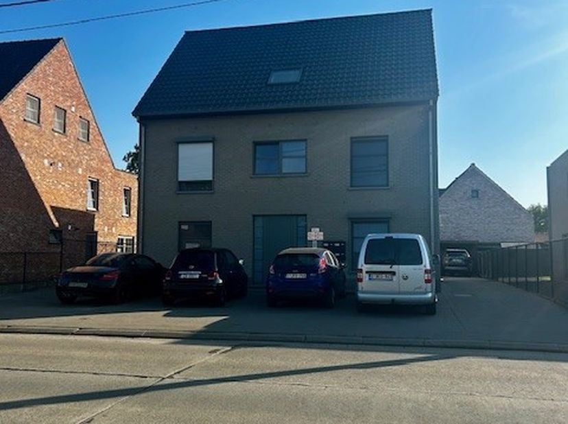Appartement à louer
                    à 2235 Hulshout
