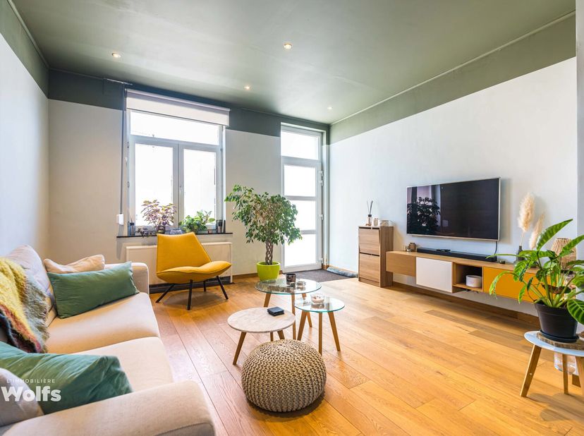 Au coeur d&#039;Haccourt et de toutes ses commodités, l&#039;Immobilière Wolfs a le plaisir de vous présenter cette charmante maison d&#039;habitation avec joli espa