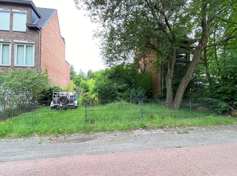 Terrain à vendre
                    à 2160 Wommelgem