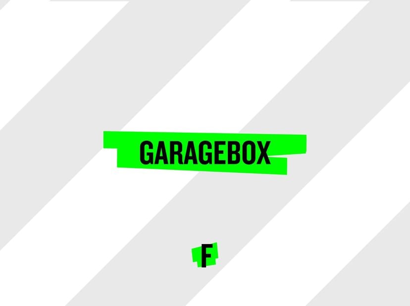Deze ruime, afgesloten garagebox is gelegen in de Meibloempjeslaan, op wandelafstand van de zeedijk. Dankzij de centrale ligging geniet u van een vlot