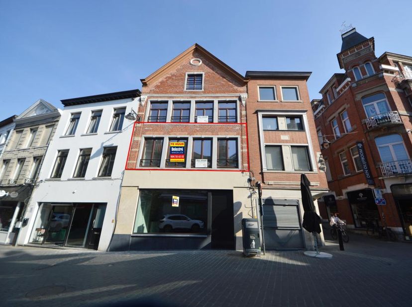 Appartement à louer
                    à 9300 Aalst