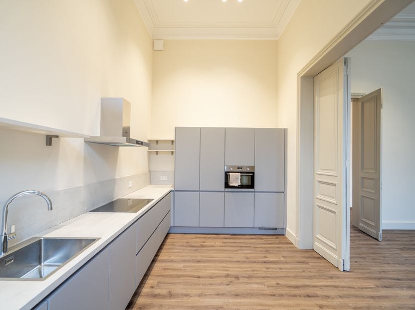 --- MARIE-ANTOINETTE --- &lt;br /&gt;
Entre le Begijnhof et le Prinsenhof, près de la Rabotstraat 62-64, se trouve le projet «Hof ter Wallen», un bâtiment h