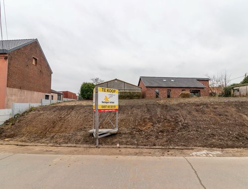                                         Bouwgrond te koop in Galmaarden, € 140.000
