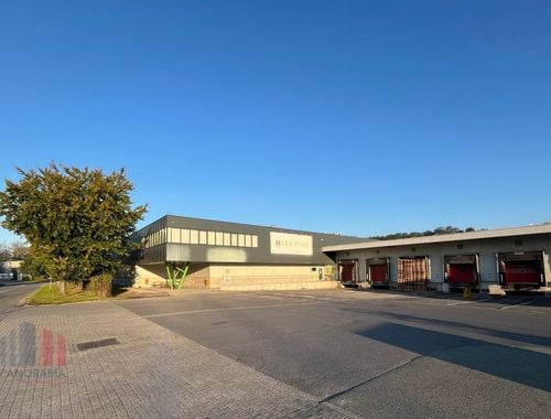                                         Bâtiment d’entreprise à louer à Merelbeke, € 16.498
