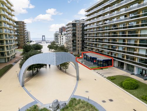                                         Handelspand te koop in De Panne, € 695.000
