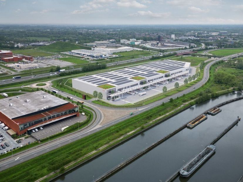 Nieuwbouw logistieke loods bestaande uit 12.261m² magazijn met 2.286m² mezzanine en 572m² kantoren&lt;br /&gt;
Ligging: op eilandje Zwijnaarde, aan het klav