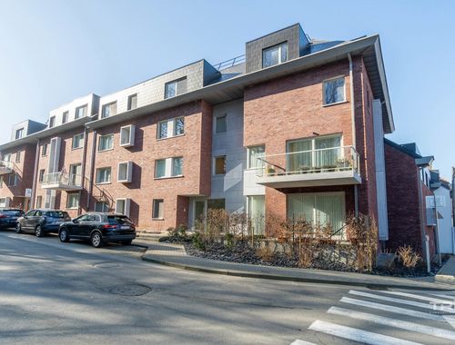                                         Appartement te huur in Braine-l'Alleud, € 1.350
