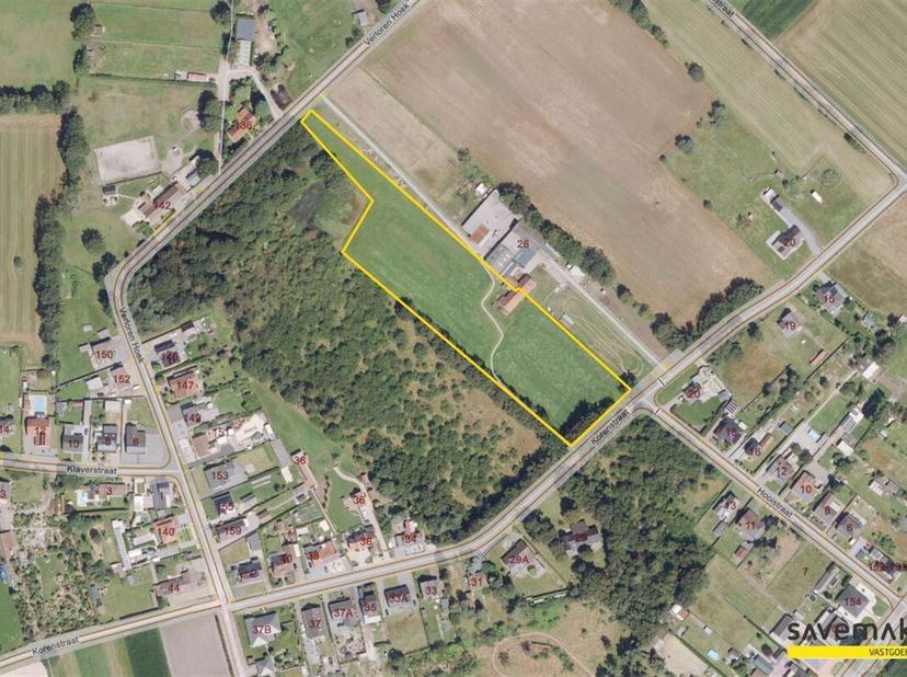 Groot perceel landbouwgrond van 1 hectare 23 aren&lt;br /&gt;
Bijzonder aan dit perceel is dat het gelegen is tussen 2 straten én ook toegankelijk is via de