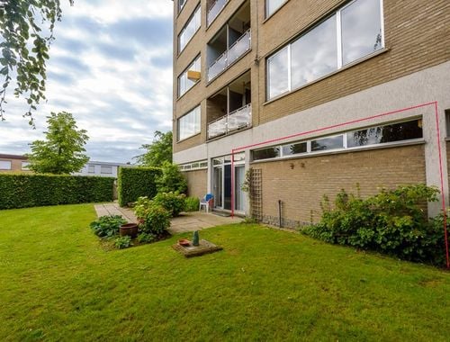                                         Bien commercial à vendre à Deerlijk, € 105.000
