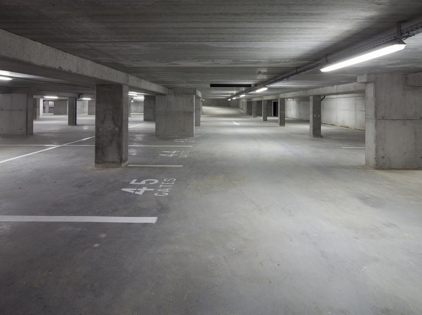 Deze kantoren te huur bevinden zich in het nieuwbouw kantorencomplex SkylinE40 te Aalst, langs de E40. Deze ligging zorgt voor een uitstekende bereikb