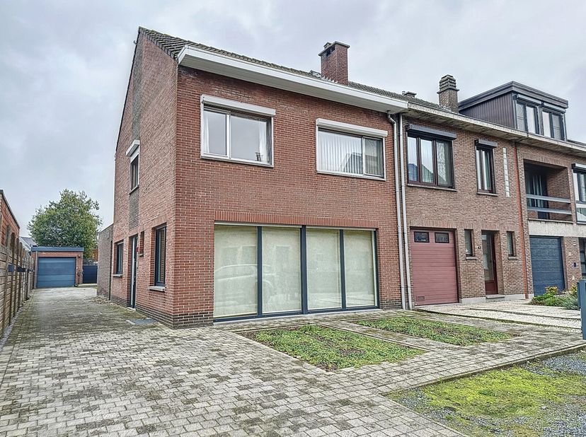 Maison à vendre
                    à 2630 Aartselaar