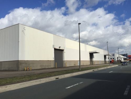                                         Commercieel Gebouw te huur in Lillo, € 25.937
