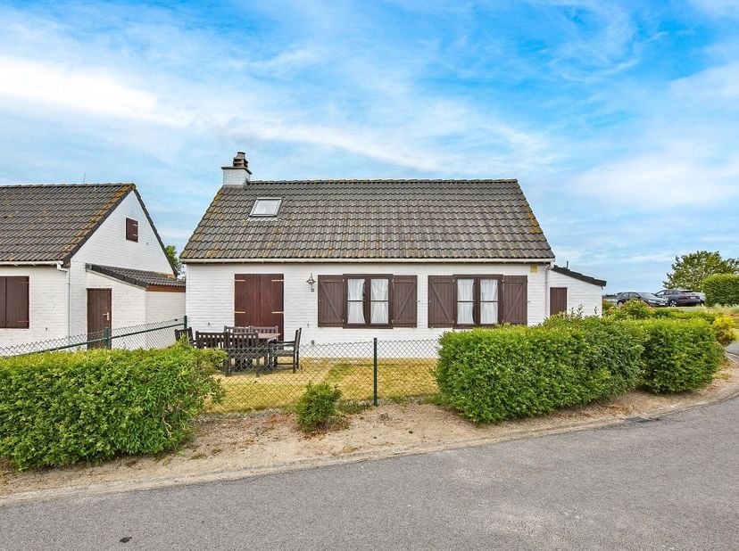 Vakantiewoning op 200m² met 3 slaapkamers nabij het spaarbekken van Nieuwpoort, inclusief private parking.&lt;br /&gt;
Ontdek deze zeer aantrekkelijke vakan