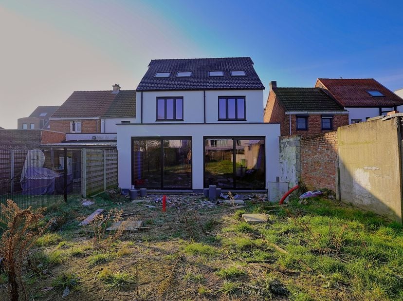 Maison à vendre
                    à 9120 Vrasene