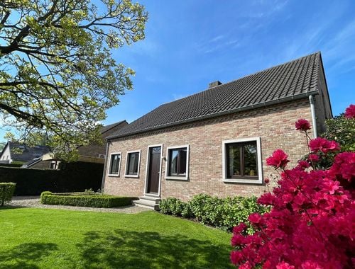                                         Maison à vendre à Kuringen, € 549.000
