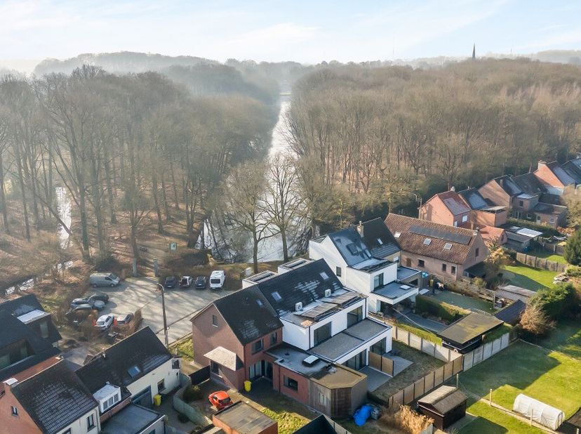 [[ CE BIEN PARTICIPE À LA JOURNÉE MAISONS OUVERTES ERA LE 15/3 DE 11:00 À 12:00 ]]&lt;br /&gt;
Ce bien participe à la Journée Maisons Ouvertes ERA. Visitabl