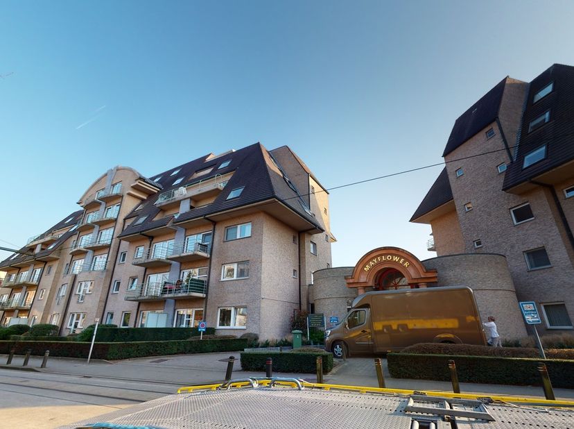 In residentie Mayflower, aan de rand van Gent treffen we dit ruim 1 slaapkamerappartement aan. &lt;br /&gt;
Dankzij zijn ideale ligging is het appartement z