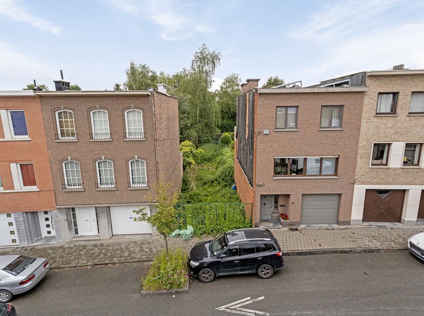 Rustig gelegen bouwgrond te koop in Neder-Over-Heembeek.&lt;br /&gt;
Deze bouwgrond voor een gesloten bebouwing is gelegen te Weilandstraat 91, Neder-Over-H