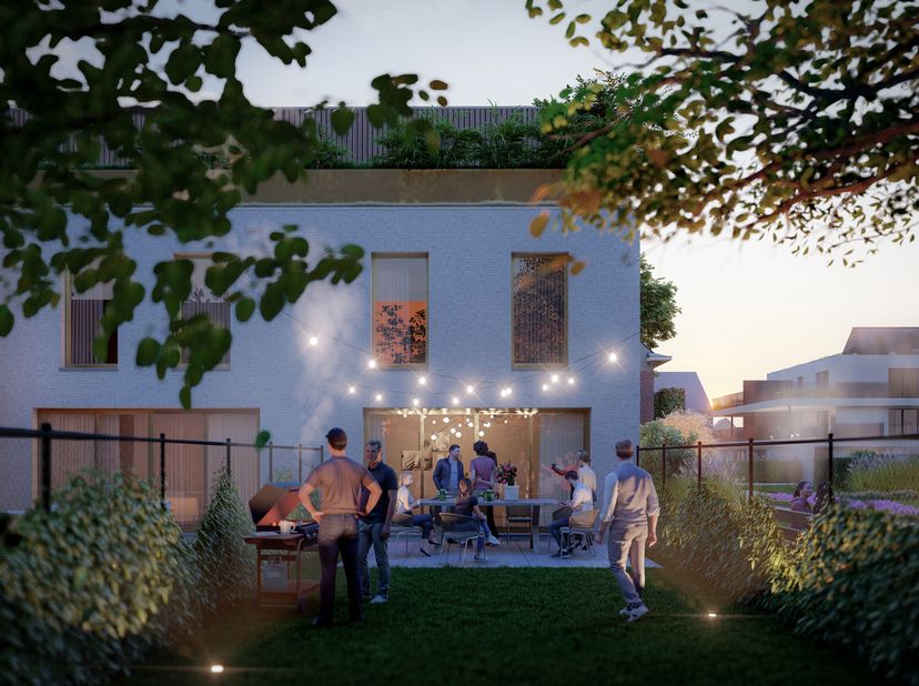 Gunstig geprijsde woning die gelegen is in een door veel groen omgeven prachtige site. Beneden is een leuke kook- en leefruimte, grote berging en een