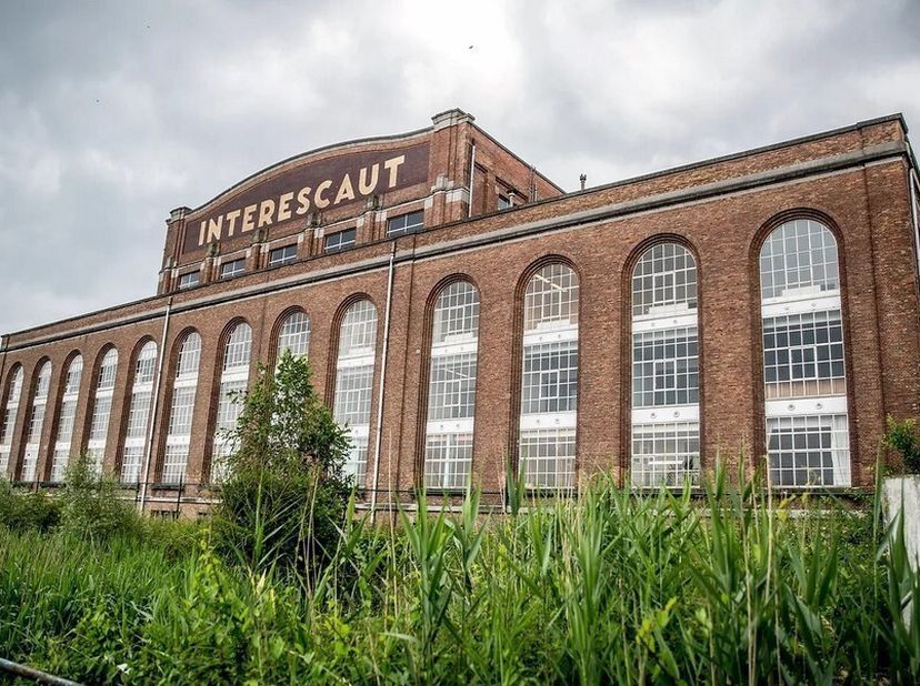 80m² ingedeeld kantoor op de eerste verdieping met Scheldezicht, 3 aparte ruimtes (48m² +16m²+16m²)&lt;br /&gt;
Ligging: unieke locatie langs Schelde, op 5
