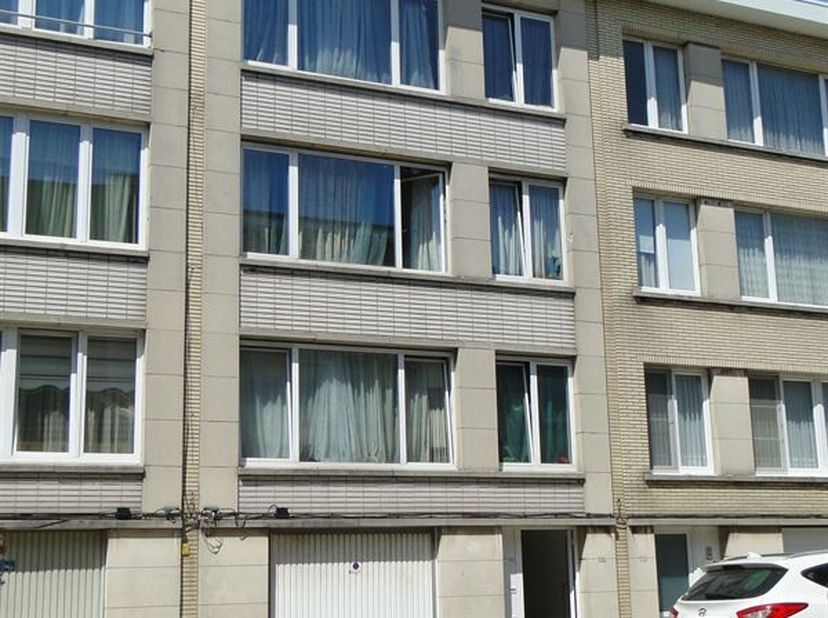Bien professionnel à vendre
                    à 2100 Deurne