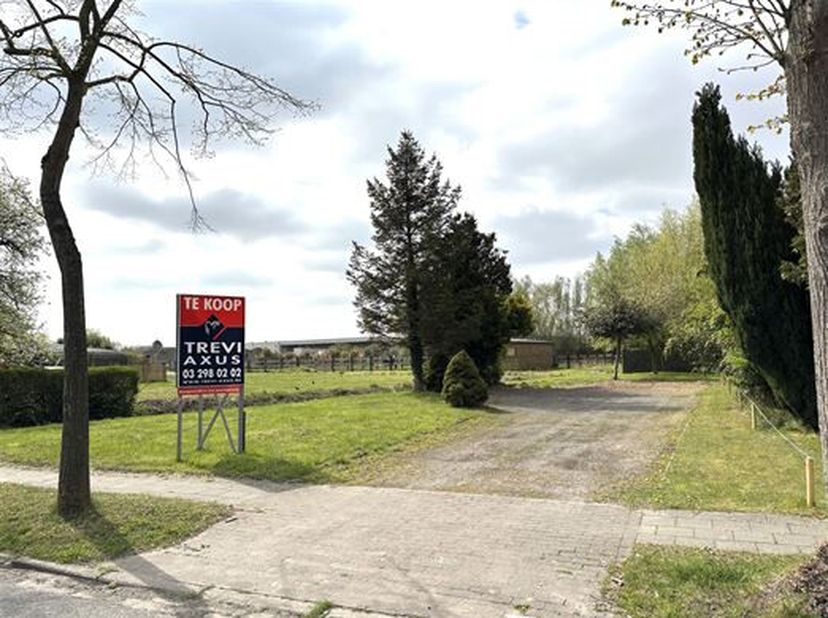 Terrain à vendre
                    à 2880 Bornem