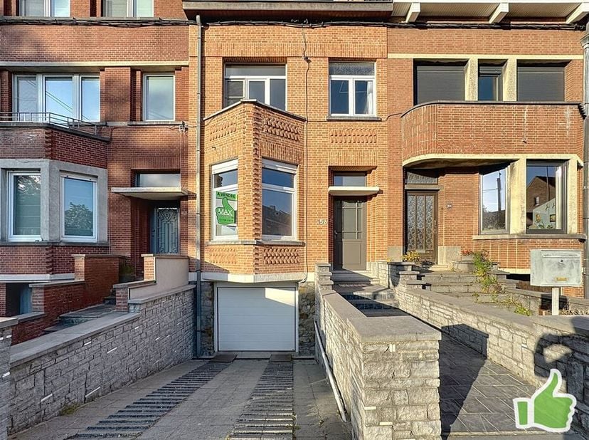 Magnifique maison à vendre à Mouscron, idéalement situé à l&#039;Avenue du Château, rue calme et appréciée.&lt;br /&gt;
Habitation dans un état irréprochable, tr