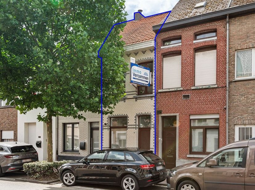 Charmante propriété dans un emplacement de choix à Malines.&lt;br /&gt;
Cette maison lumineuse est idéalement située à une courte distance à vélo du centre-