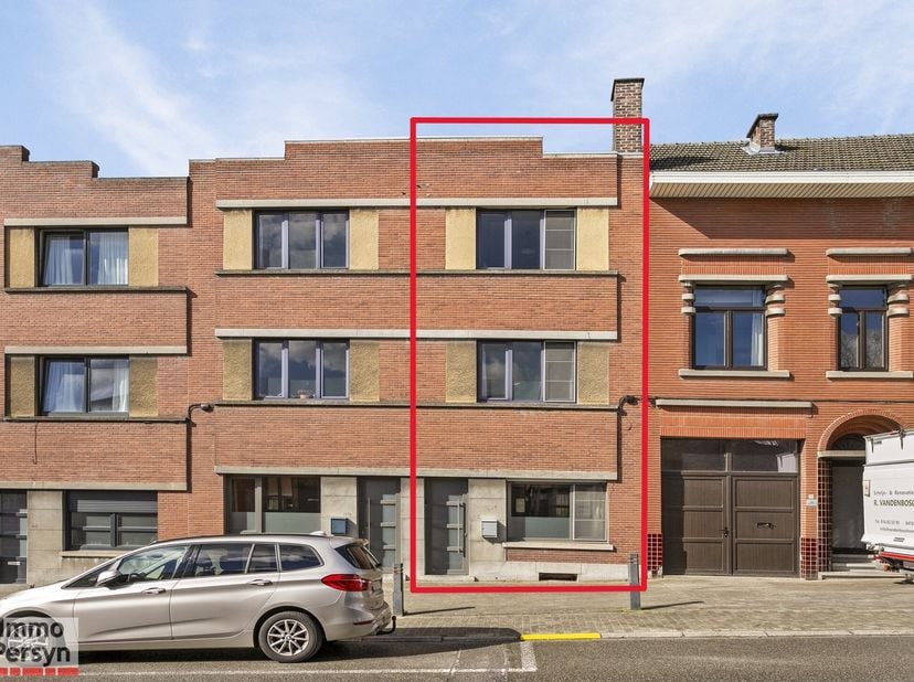 Deze goedgelegen stadswoning is onmiddellijk bewoonbaar.&lt;br /&gt;
Er is geen renovatieplicht, want deze woning heeft een EPC label D.&lt;br /&gt;
Er zijn 2 vol