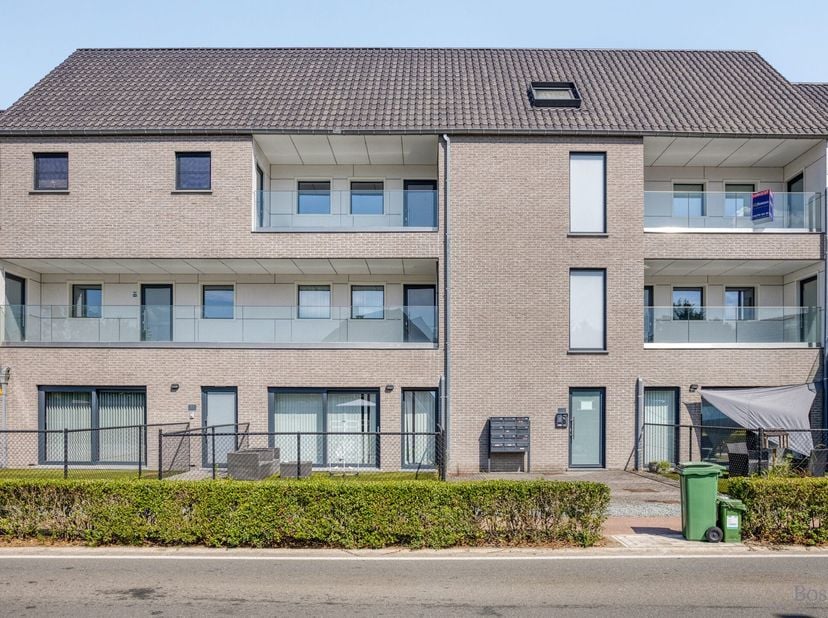 Modern appartement met 2 slaapkamers en 2 terrassen te koop in Vorst (Laakdal)&lt;br /&gt;
&lt;br /&gt;
Dit  instapklare appartement aan de Langedijk 2A in Laakda