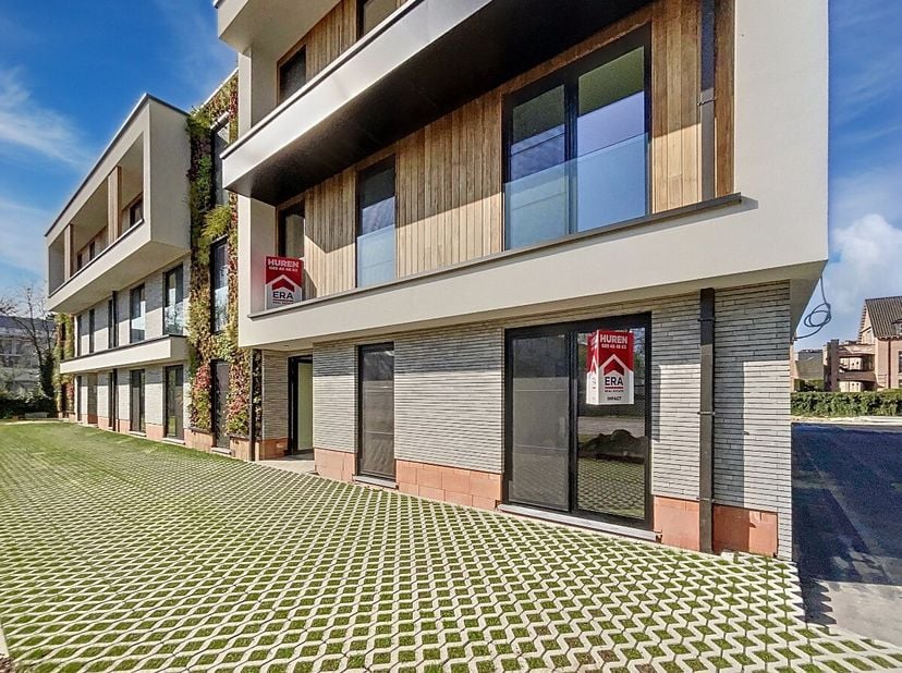 Modern nieuwbouwappartement met 2 slaapkamers in centrum Bree.Het appartement ligt in het centrum, met alle dagdagelijkse voorzieningen op wandelafsta