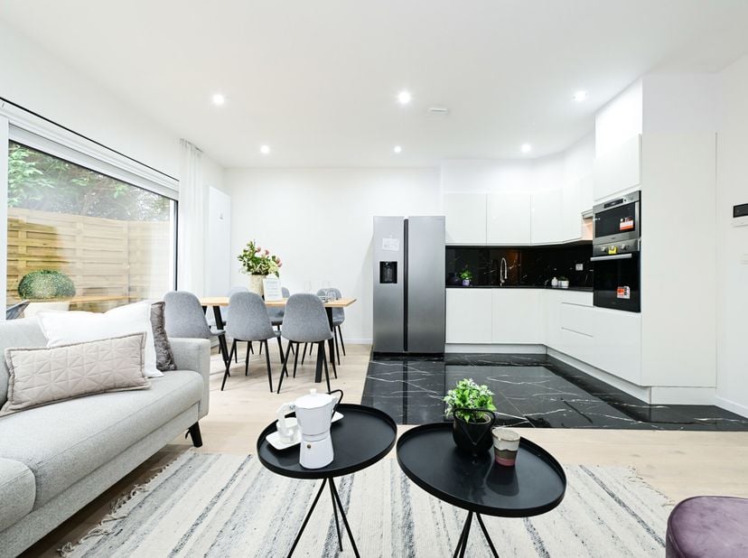 Appartement te koop
                    in 1140 Evere