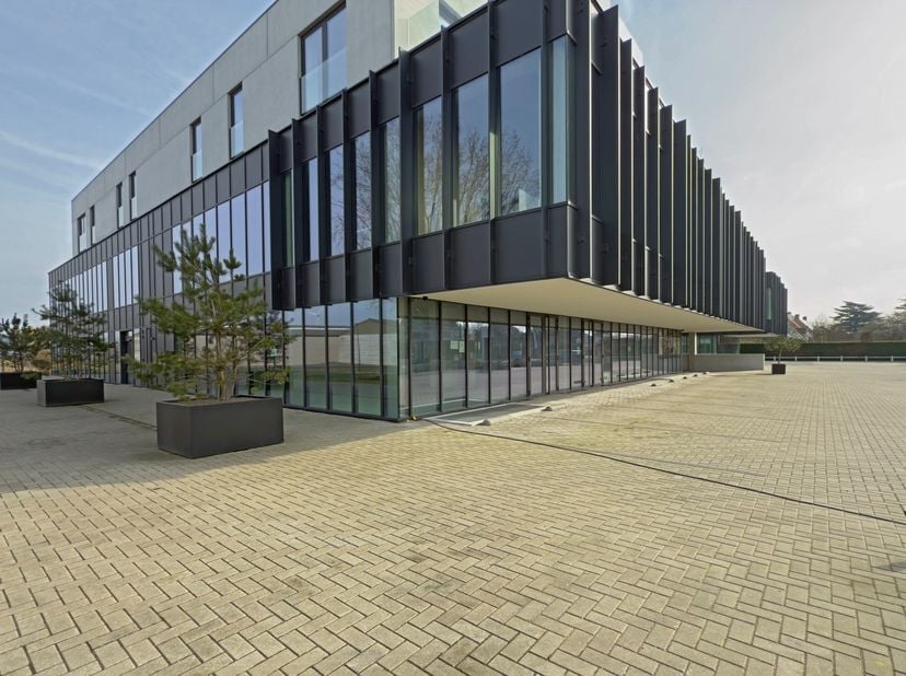Hèlen Park is een kwalitatieve nieuwbouwontwikkeling op een strategische locatie langs de Vijfseweg, de commerciële verbindingsweg vlakbij de Gentsewe
