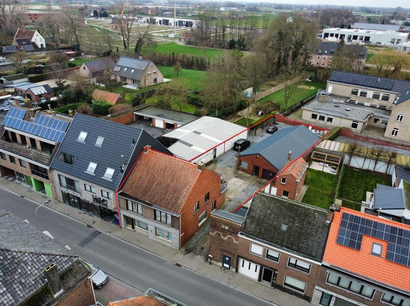 Bien professionnel à vendre
                    à 8720 Dentergem