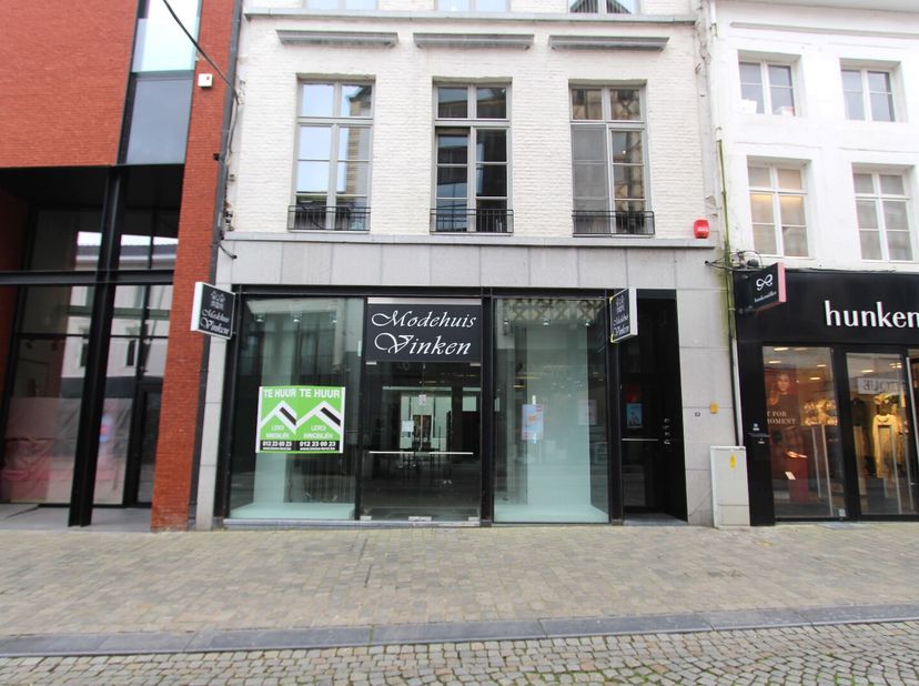 Bien professionnel à louer
                    à 3700 Tongeren